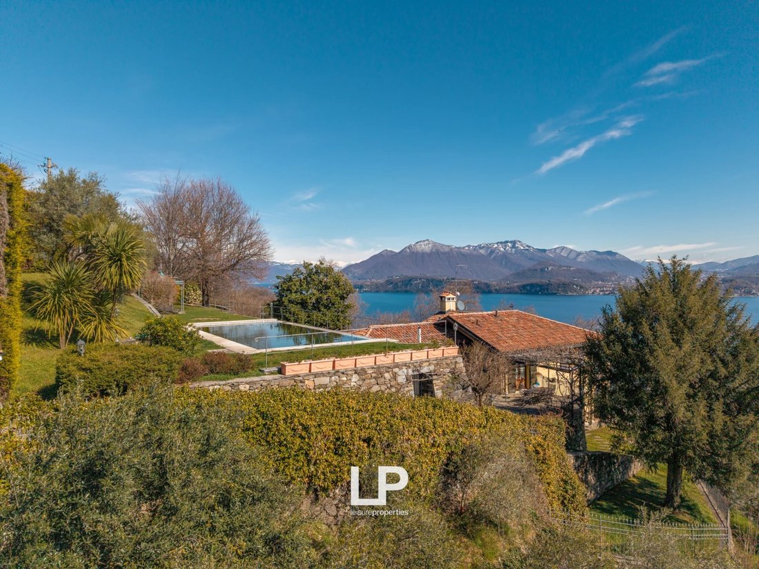 Villa à Belgirate, Piémont, Italie 3 - 17510968