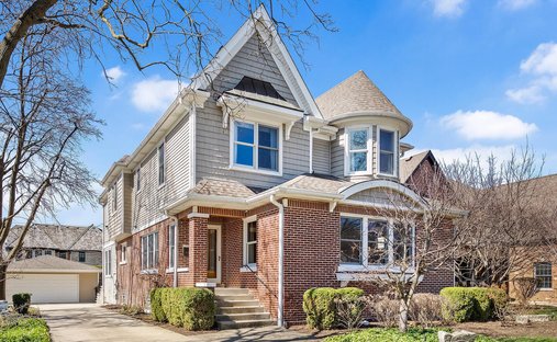 House in Elmhurst, Illinois, United States 1