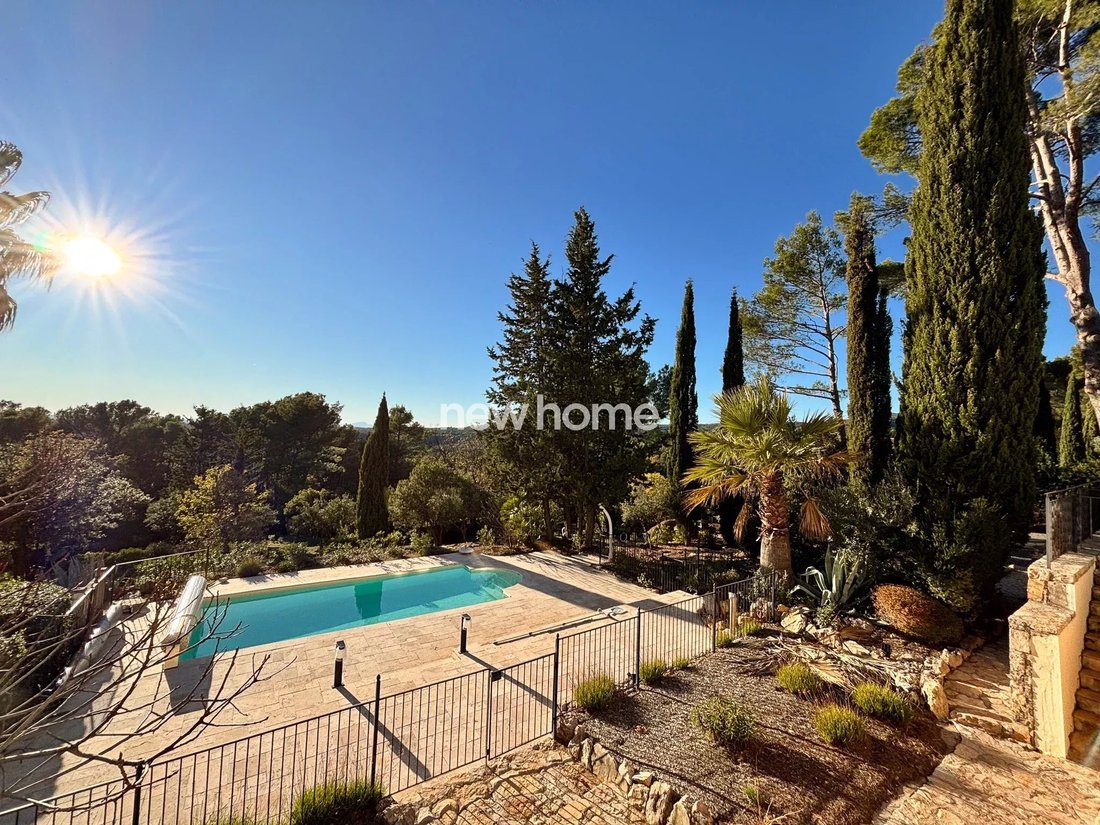 House in Flayosc, Provence-Alpes-Côte d'Azur, France 3 - 17505192