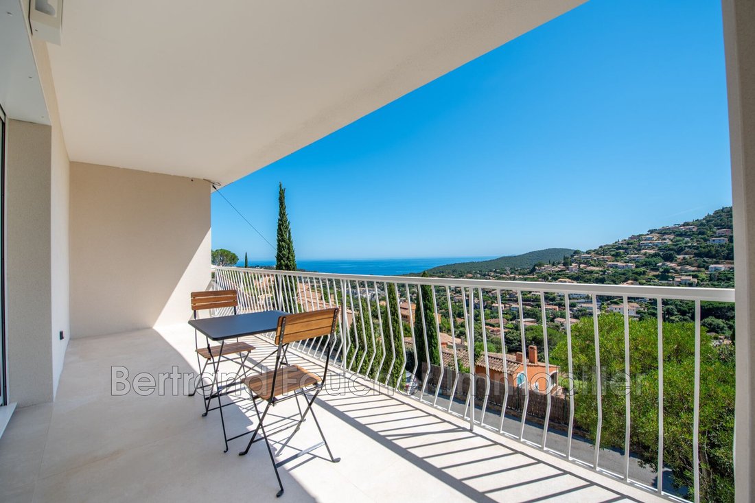 Villa in Sud, Cavalaire-sur-Mer, France 2 - 17502758