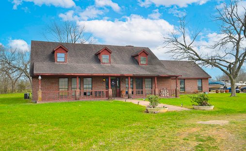House in Fulshear, Texas, United States 1