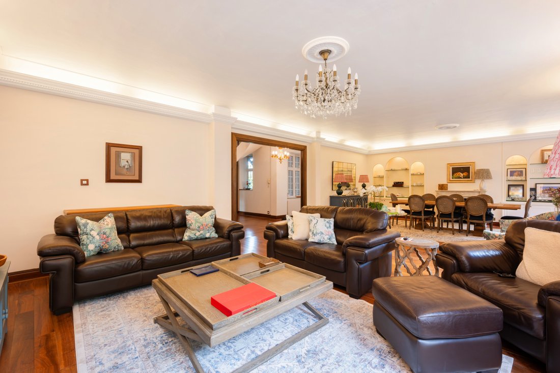 Apartment in St John's Wood, Westminster, England 2 - 17504547