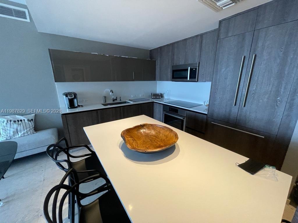 Condo in Miami, Florida, United States 5 - 17509723