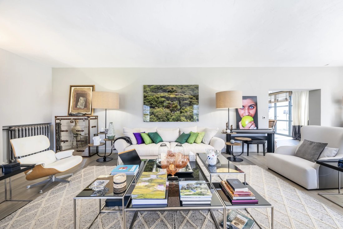 Villa in Valbonne, Provence-Alpes-Côte d'Azur, France 5 - 17503285