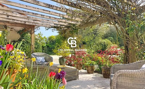 19th Century Castle For Sale In Vienne, 2 Hours From Paris.