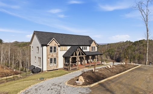 House in Crumpler, North Carolina, United States 1