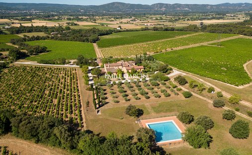Appartamento a Pertuis, Provenza-Alpi-Costa Azzurra, Francia 1