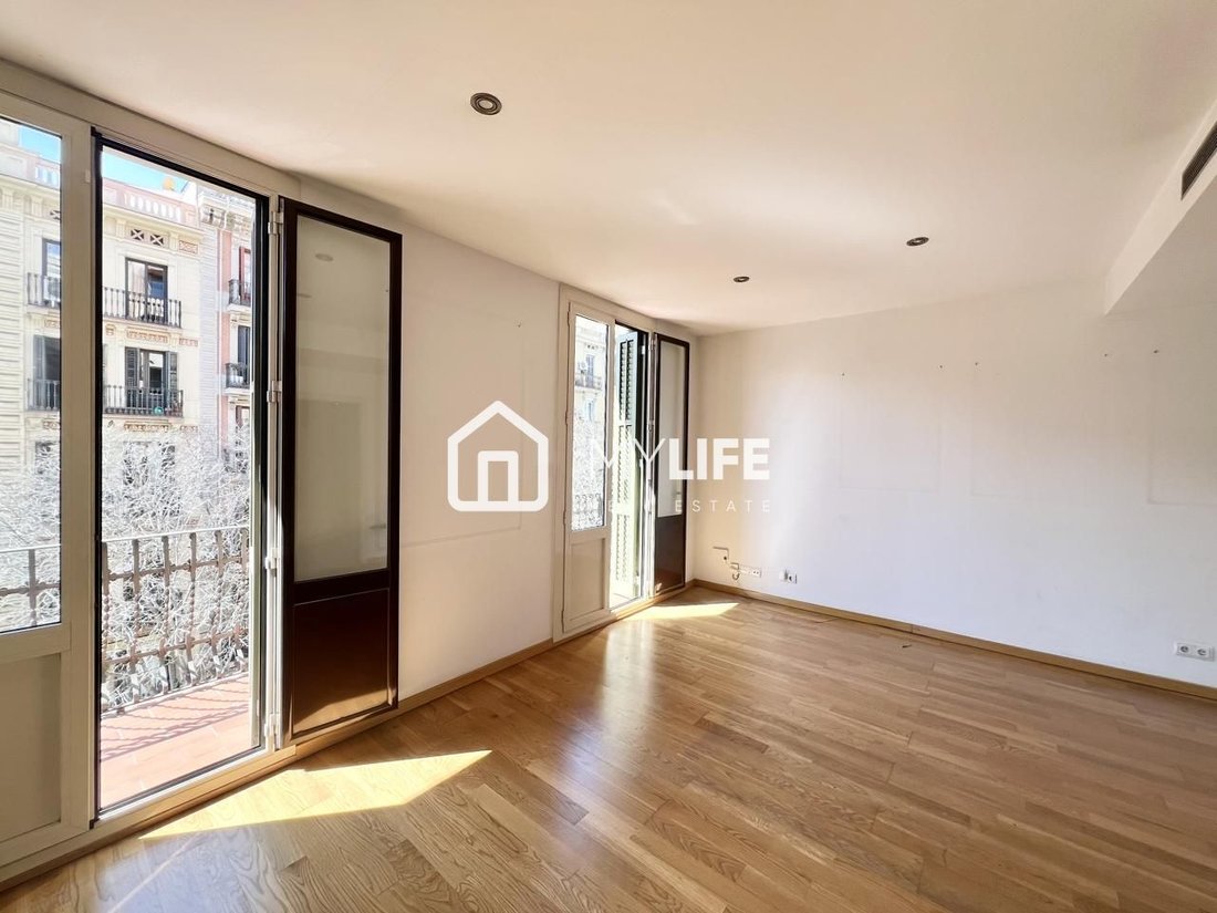 Apartment in Eixample, Barcelona, Spain 3 - 17510651