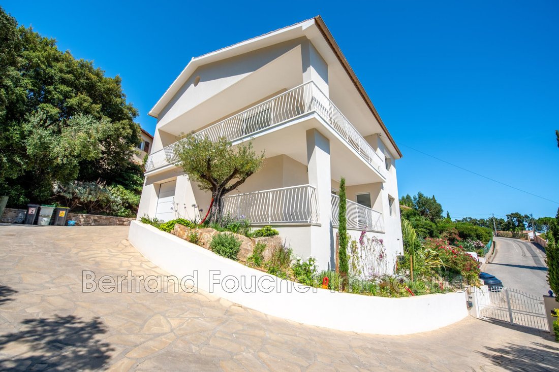Villa in Sud, Cavalaire-sur-Mer, France 3 - 17502758