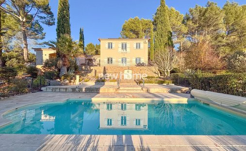 House in Flayosc, Provence-Alpes-Côte d'Azur, France 1