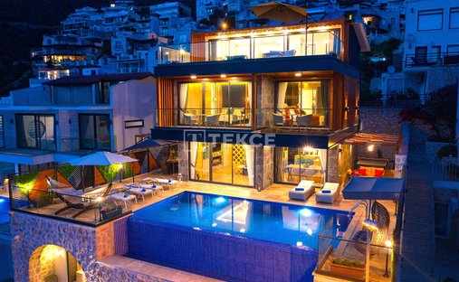 Villa in Kaş, Antalya, Türkei 1