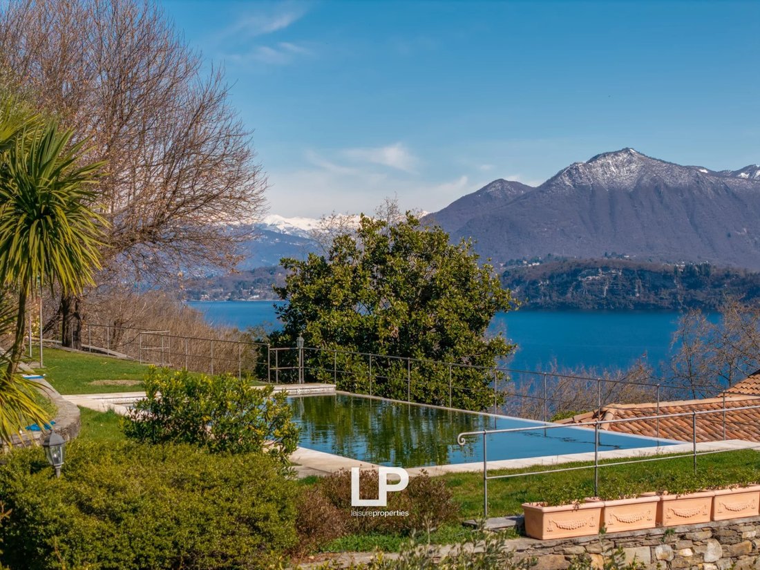 Villa à Belgirate, Piémont, Italie 1 - 17510968
