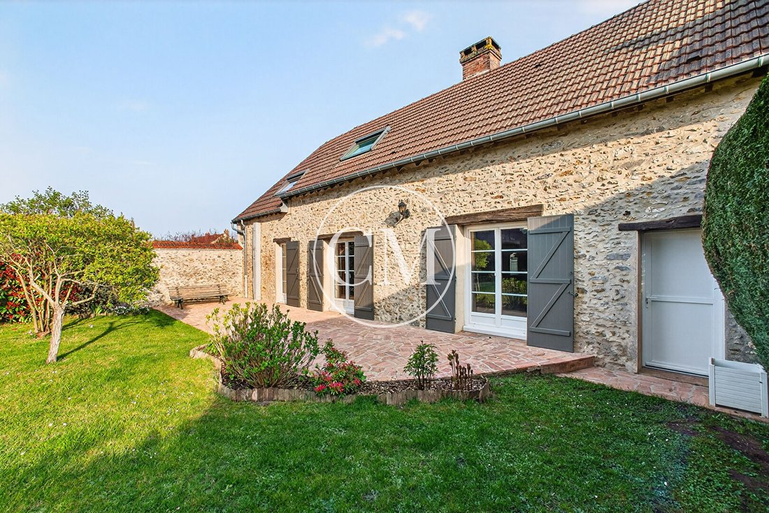 Villa in Centre Ville, Le Perray-en-Yvelines, France 1 - 17511024