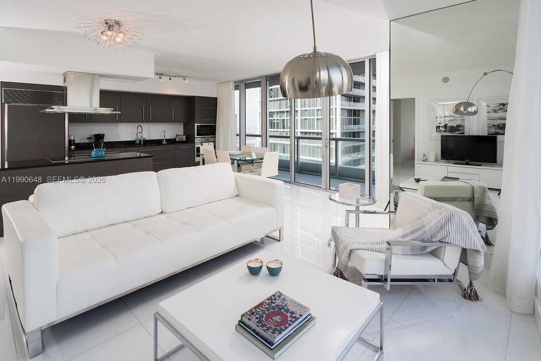 Condo in Miami, Florida, United States 3 - 17504402