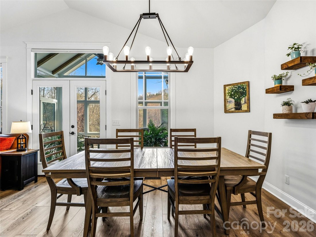 House in Candler, North Carolina, United States 5 - 17509643
