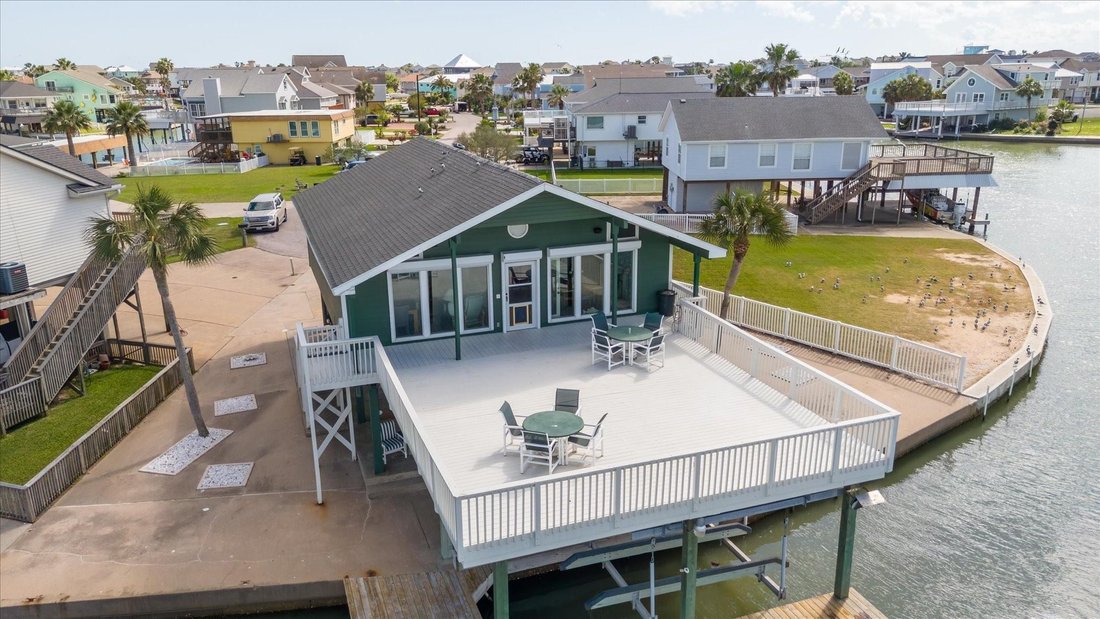 House in Galveston, Texas, United States 3 - 17510571
