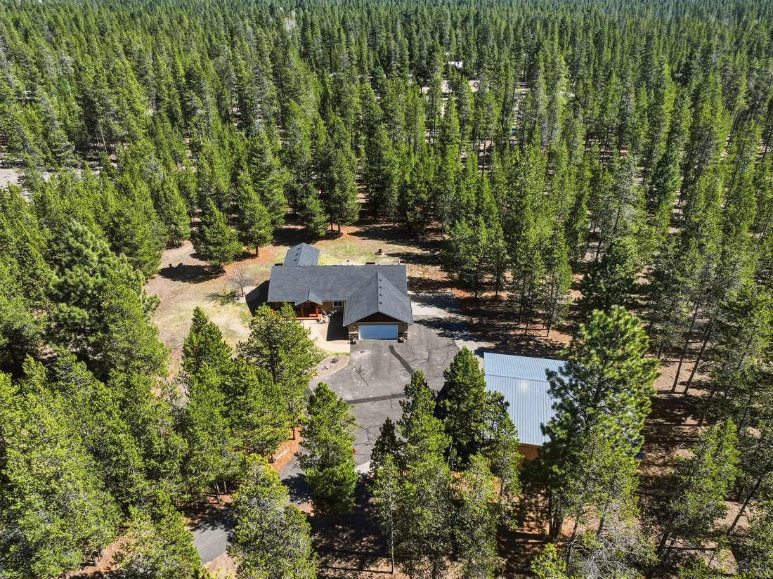 House in La Pine, Oregon, United States 3 - 17510368