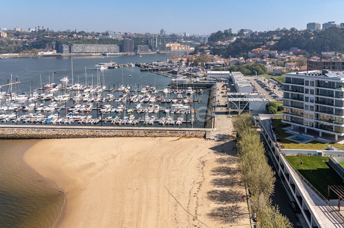 Apartment in Canidelo, Porto District, Portugal 1 - 17447654