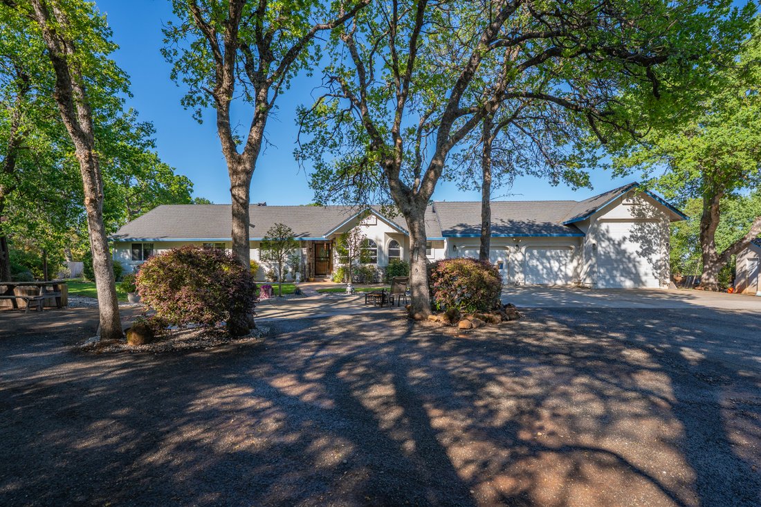 House in Red Bluff, California, United States 1 - 17503925