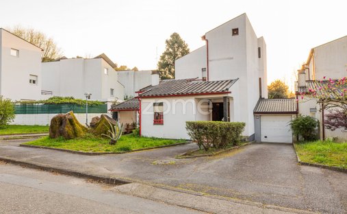 House in Braga (Maximinos, Se e Cividade), Braga, Portugal 1