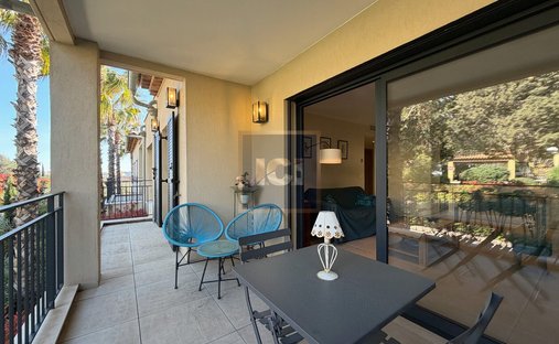 Appartement à Ville-Les Saquedes-Le Bouillonnet, Sainte-Maxime, France 1
