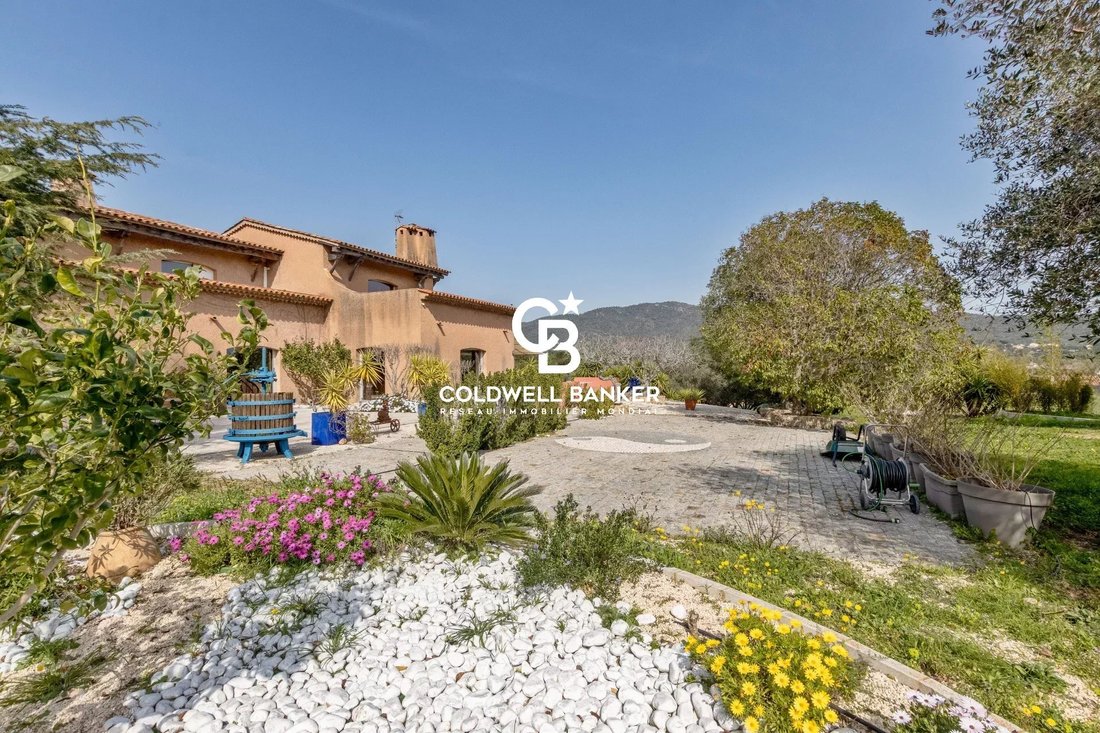 Maison à Basse Suane-Les Virgiles, Sainte-Maxime, France 2 - 17503223