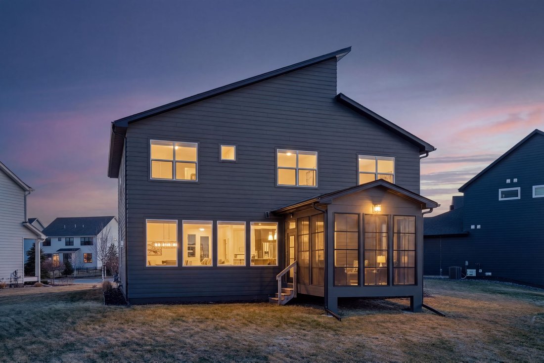 House in Woodbury, Minnesota, United States 2 - 16832454