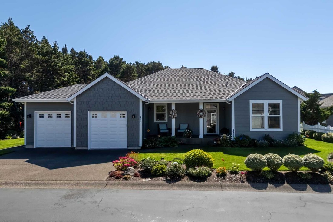 House in Newport, Oregon, United States 1 - 17502759