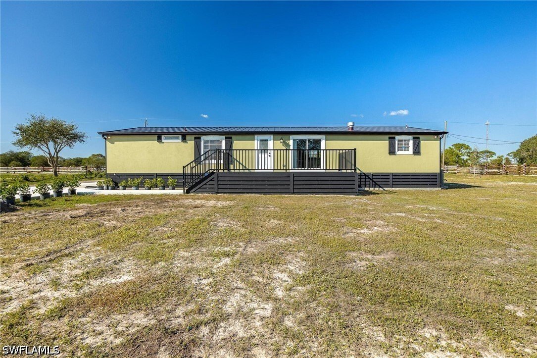 Alva, Florida, United States 4 - 17515279