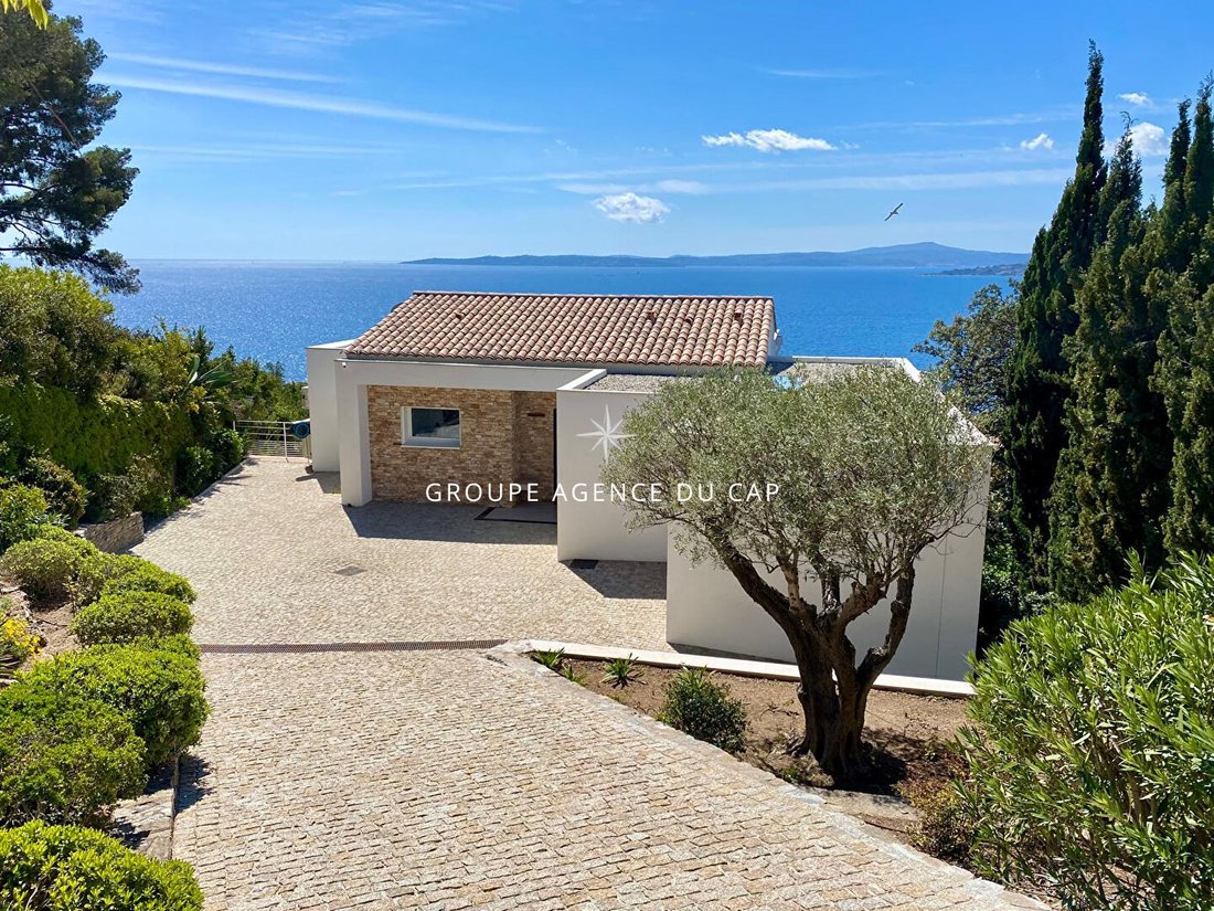 Villa in Les Issambres, Roquebrune-sur-Argens, France 4 - 17506298