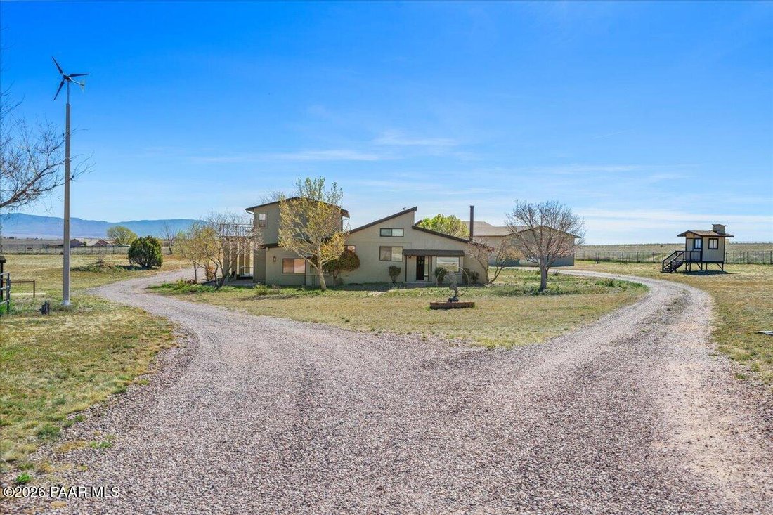 Chino Valley, Arizona, United States 5 - 17503035