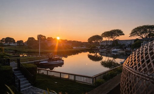 Westhampton Beach, New York, United States 1