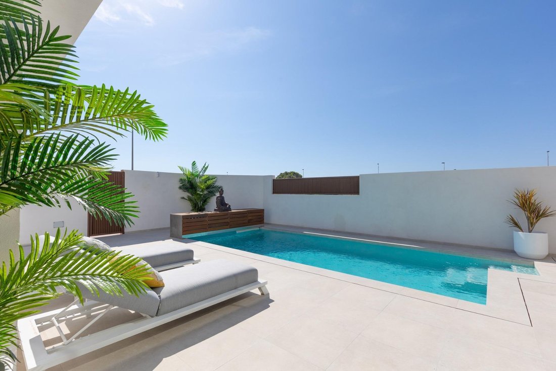 Villa in Los Alcazares, Región de Murcia, Spain 2 - 17503349