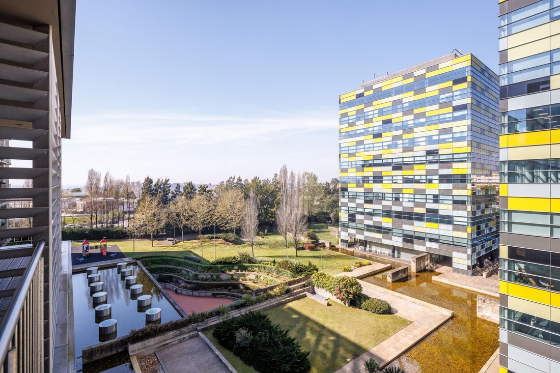 Apartment in Santa Marinha e Sao Pedro da Afurada, Porto District, Portugal 1 - 17509453