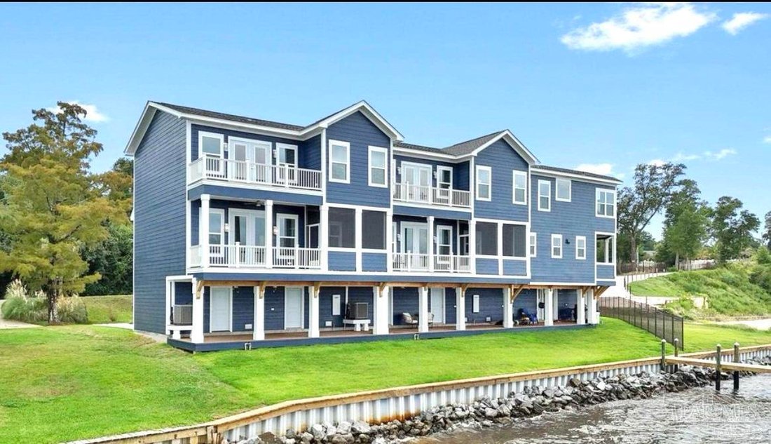 Townhouse in Pensacola, Florida, United States 3 - 17504108