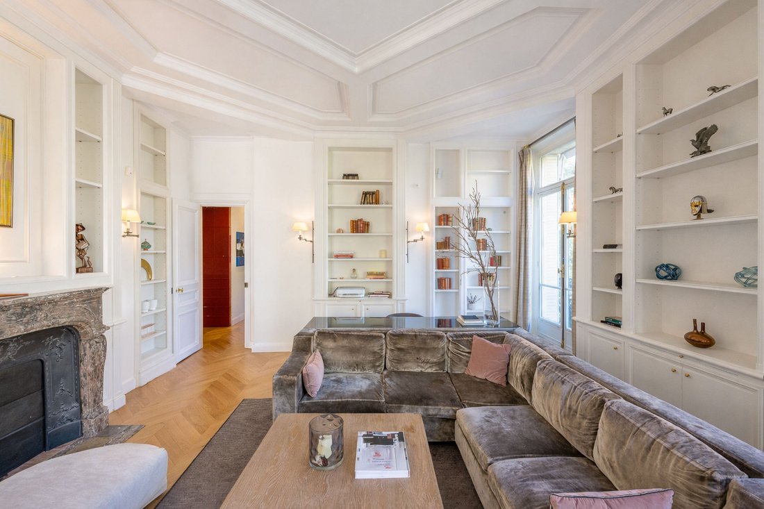 Apartment in Saint Germain des Prés, Paris 6e Arrondissement, Paris 3 - 14025823