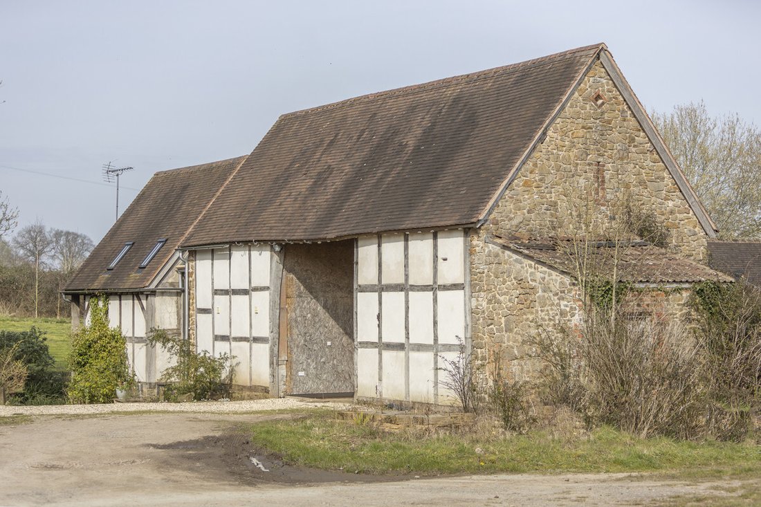 Gloucestershire, England 2 - 17508998