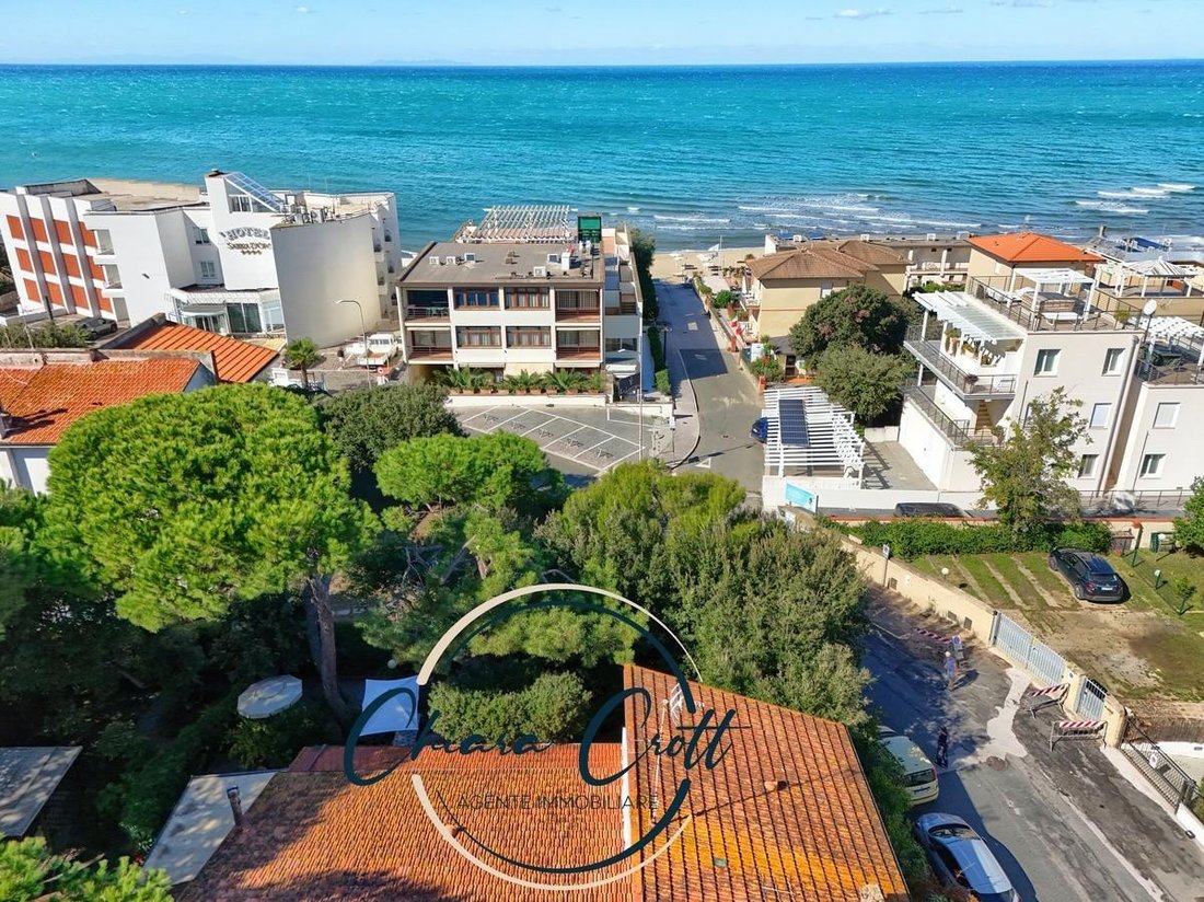 Villa in San Vincenzo, Tuscany, Italy 4 - 17505188