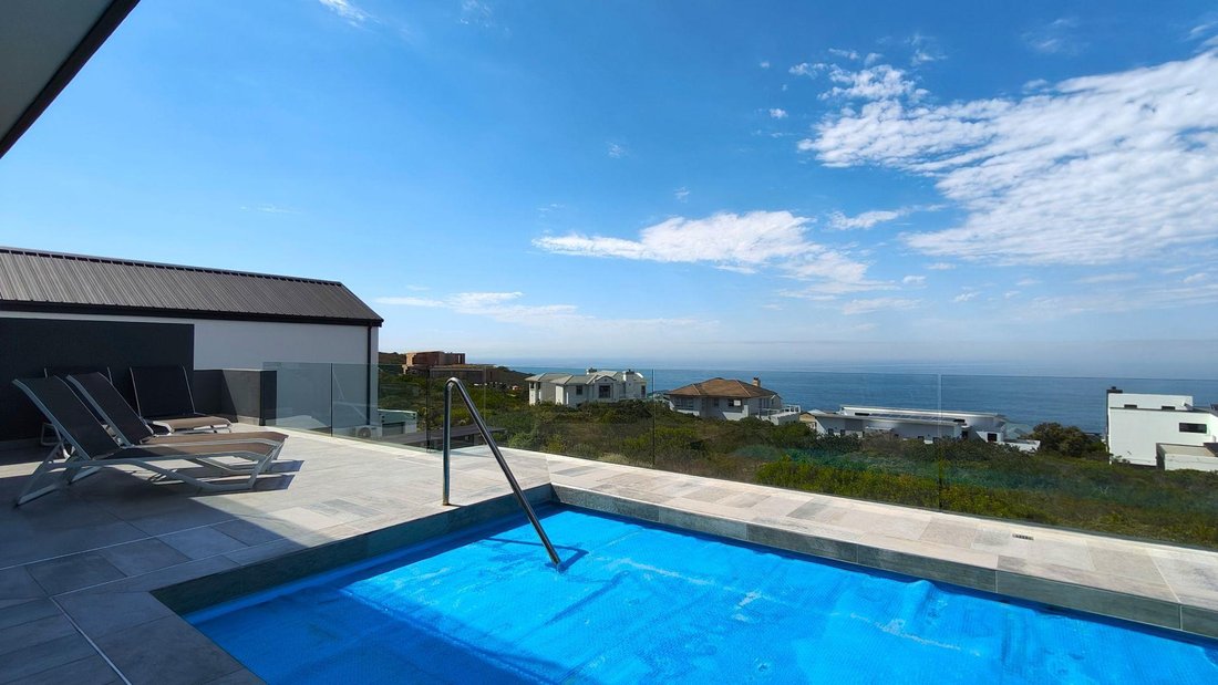 House in Mossel Bay Golf Estate, Western Cape, South Africa 1 - 17510810