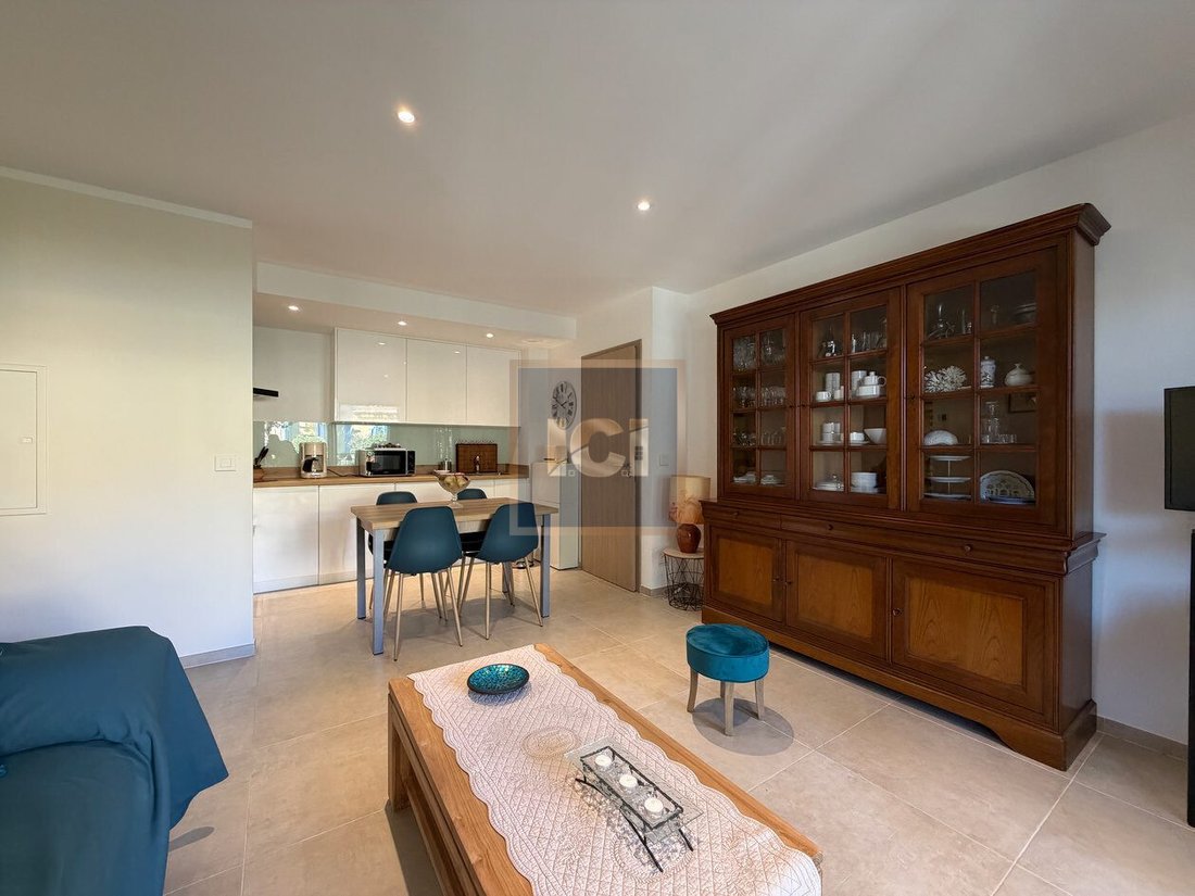 Apartment in Ville-Les Saquedes-Le Bouillonnet, Sainte-Maxime, France 4 - 17508146
