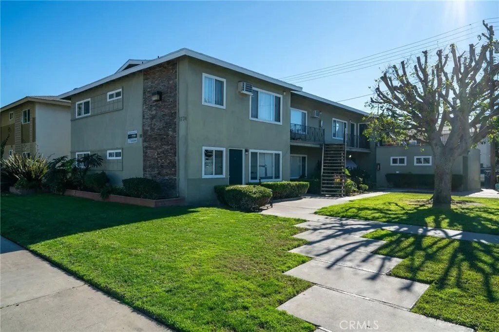 Orange, California, United States 4 - 17053189