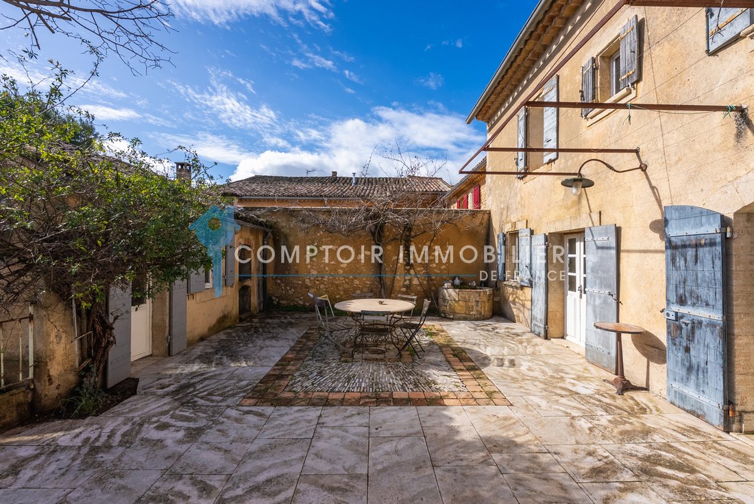 House in Robion, Provence-Alpes-Côte d'Azur, France 2 - 17505775