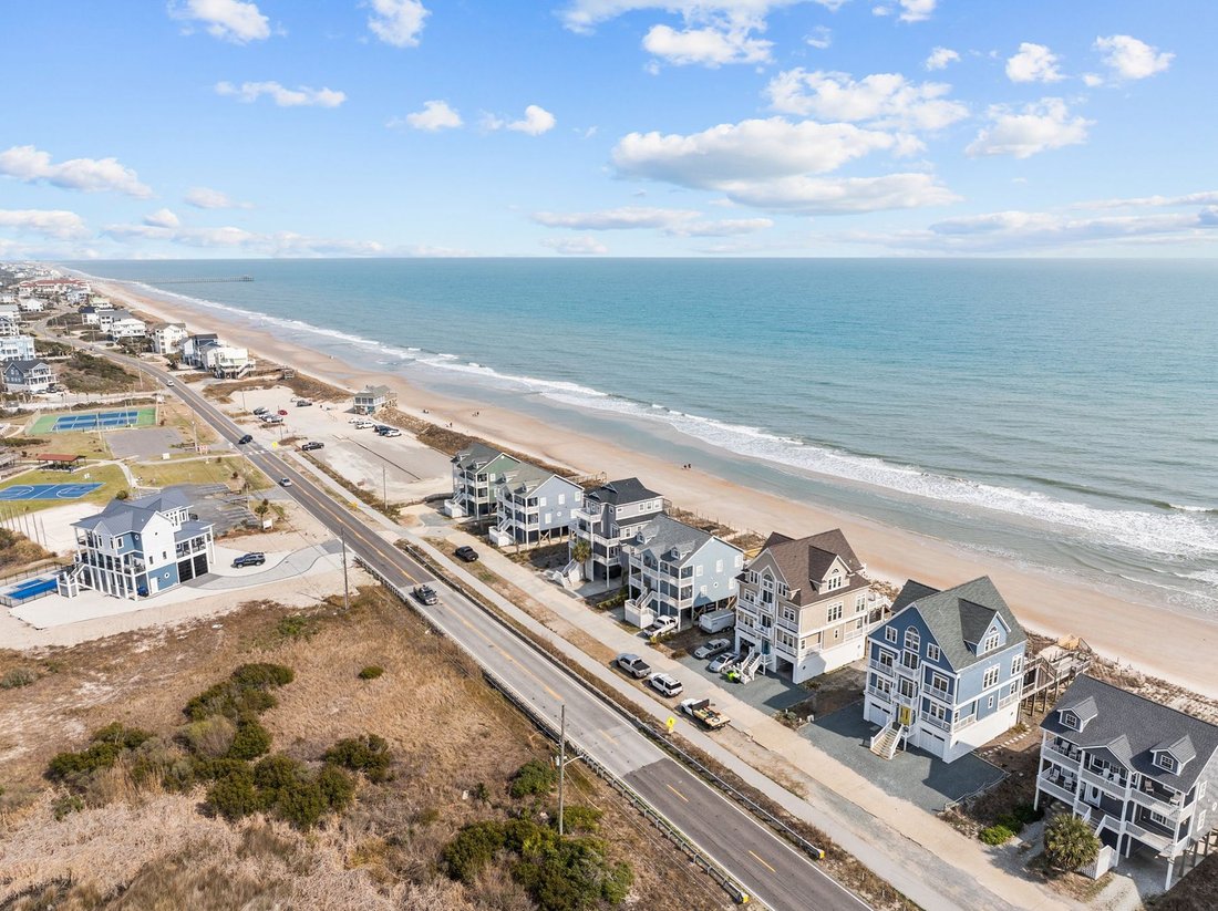 North Topsail Beach, North Carolina, United States 4 - 17509184