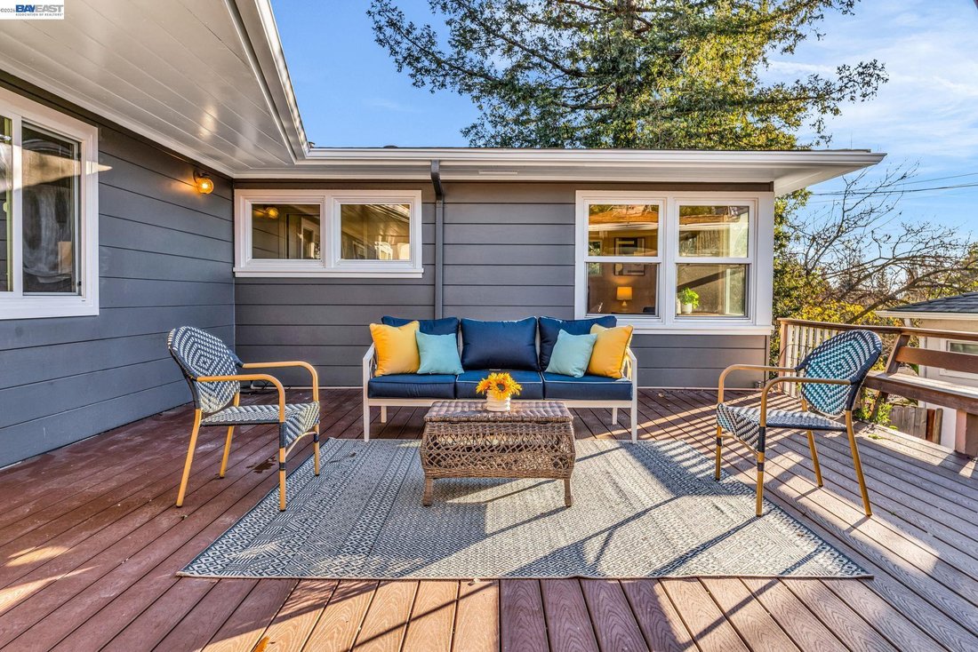 House in Oakland, California, United States 3 - 17511812