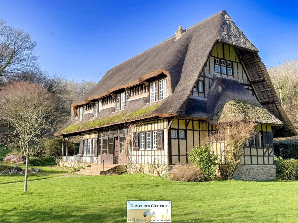 Estate in Bordeaux-Saint-Clair, Normandy, France 2 - 17514303