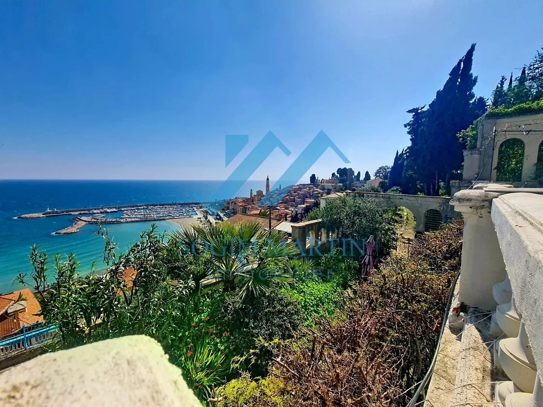 Villa in Menton, Provence-Alpes-Côte d'Azur, France 1 - 17503135
