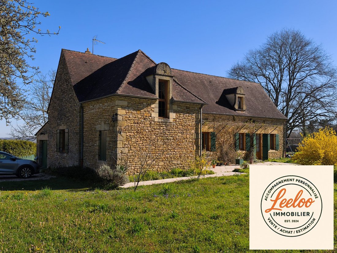 House in Sarlat-la-Canéda, Nouvelle-Aquitaine, France 1 - 17508133