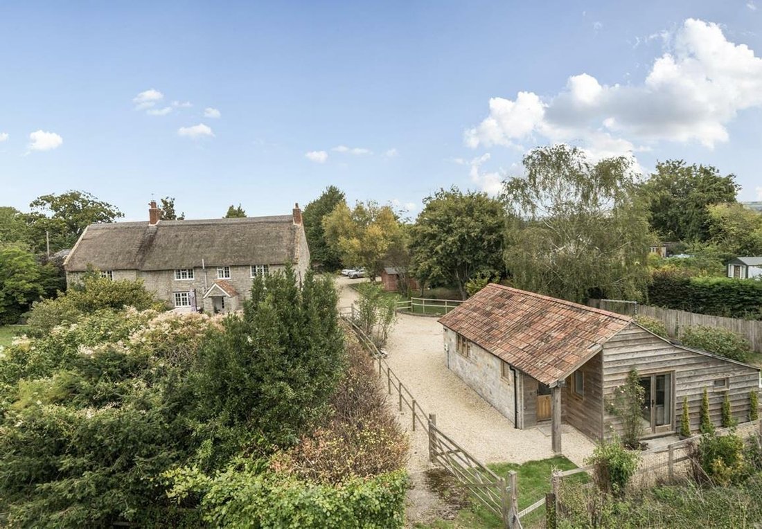 House in Hinton on the Green, England 3 - 17510436