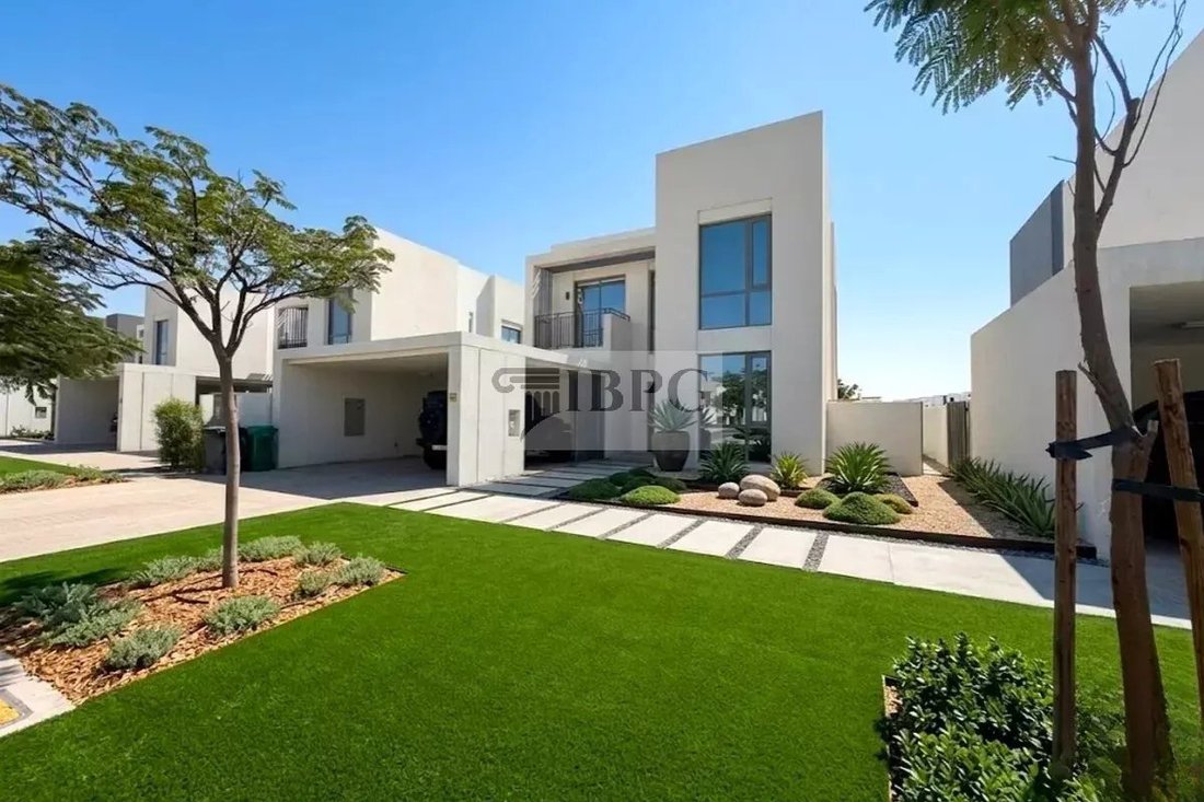 Villa in Dubai South Golf District, Dubai, United Arab Emirates 1 - 17503480