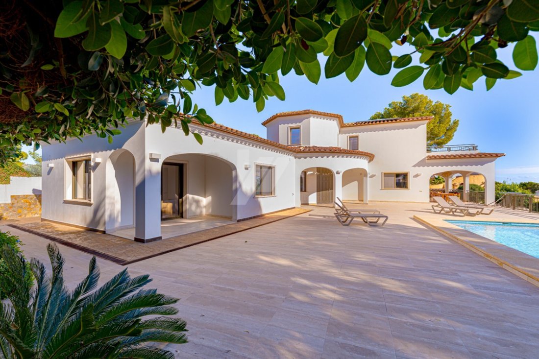 Villa in Moraira, Teulada, Valencian Community 1 - 17514647